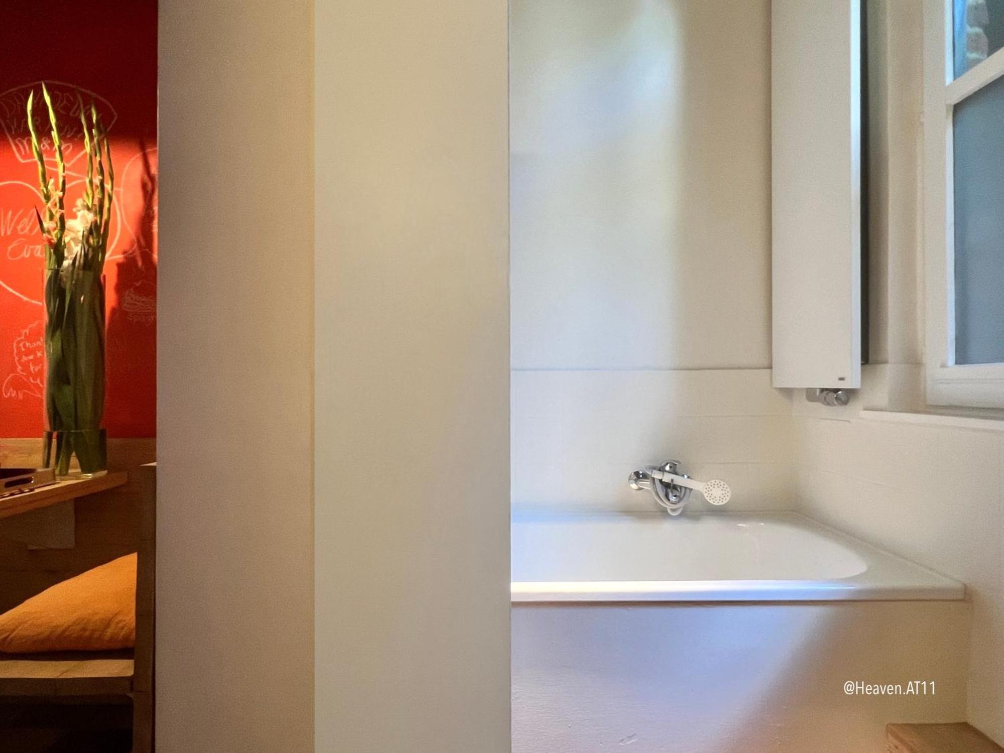 Heaven At 11, Your Deluxe Studio With Personal Bathroom, Kitchenette & Terrace Gent Exteriör bild